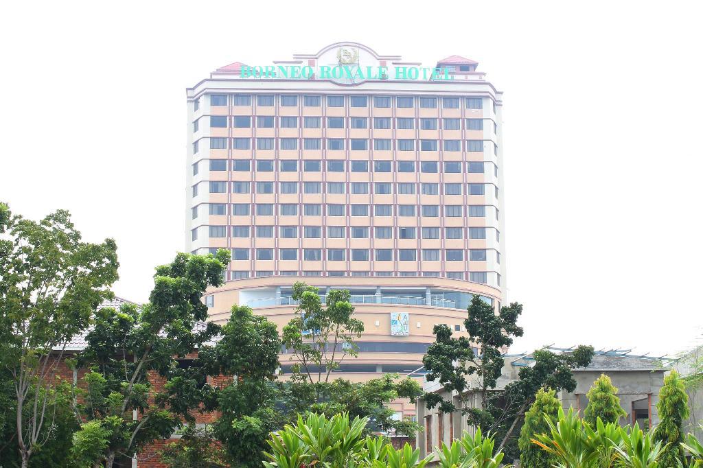 Borneo Royale Hotel Tawau Exterior photo