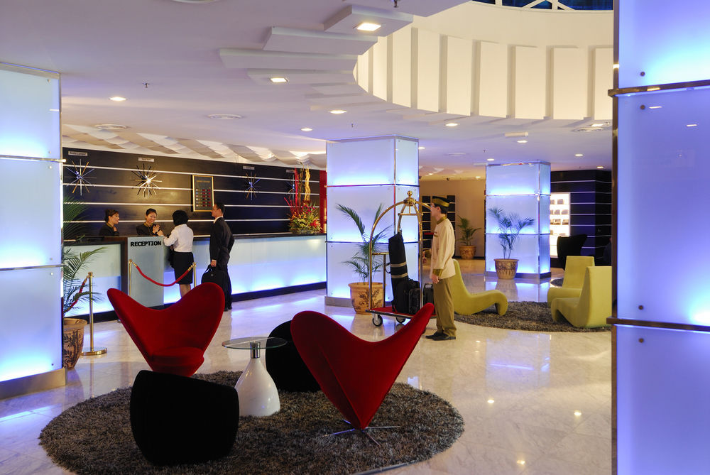 Borneo Royale Hotel Tawau Exterior photo