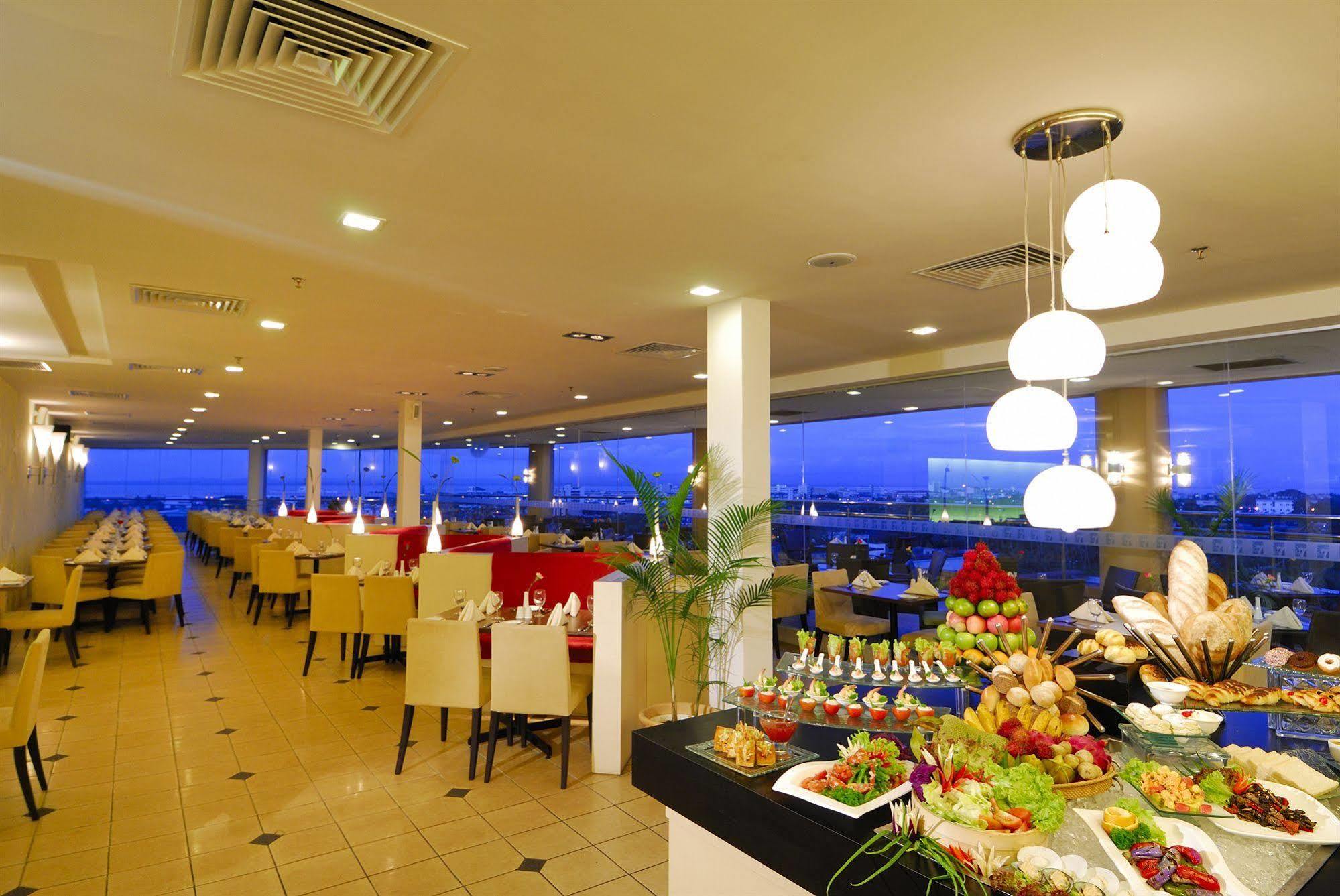 Borneo Royale Hotel Tawau Exterior photo