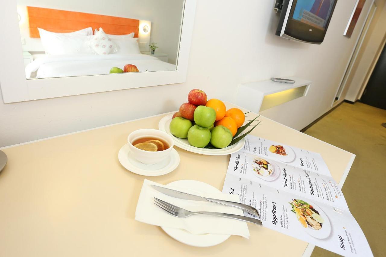 Borneo Royale Hotel Tawau Exterior photo